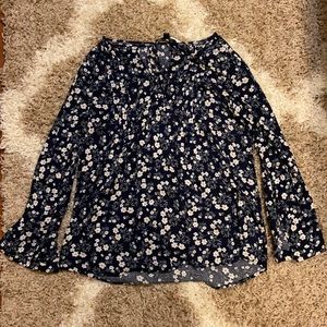 Floral flowy blouse